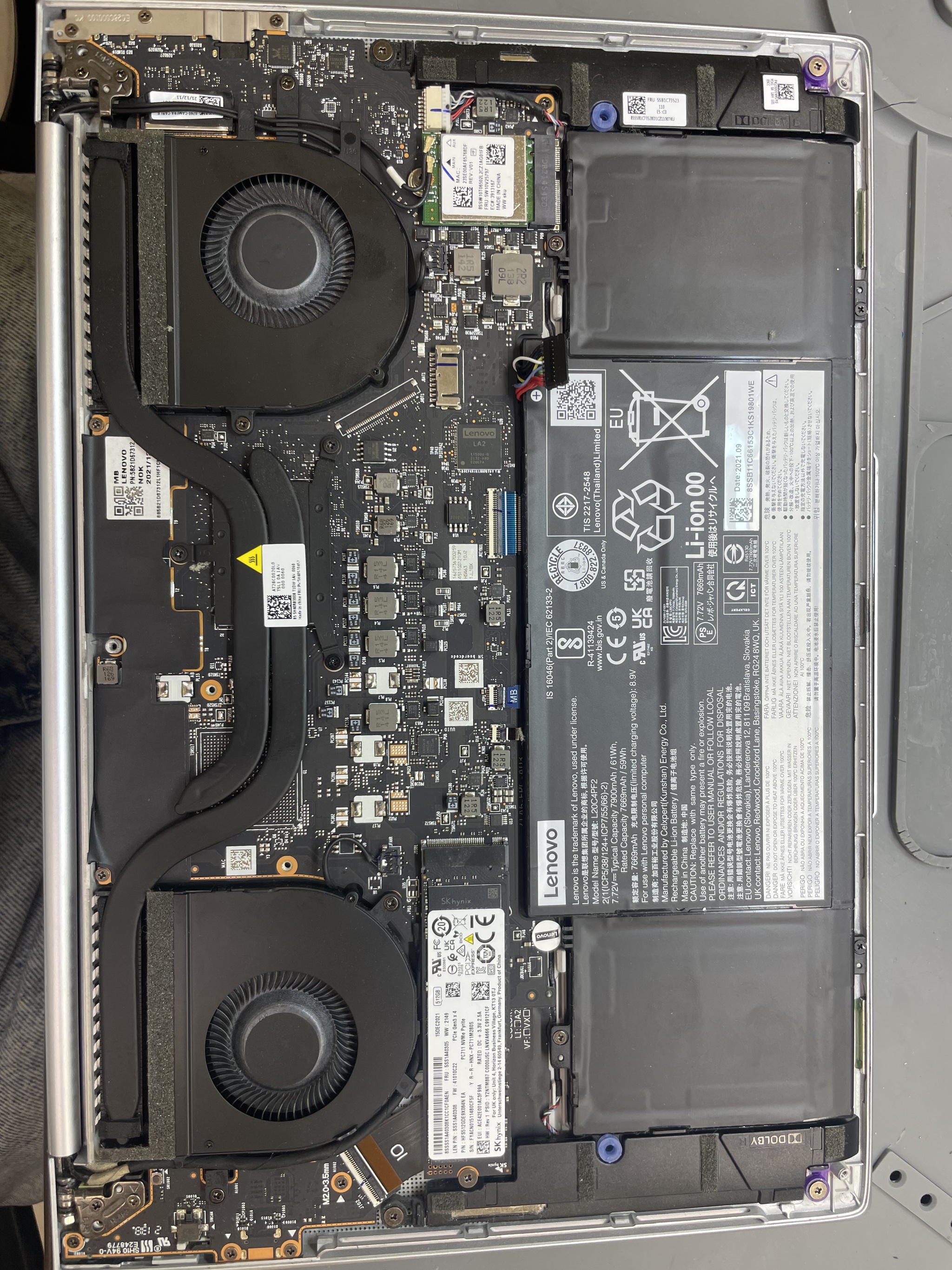 Lenovo Yoga Slim 7 Carbon Repair: A Brick That Was Overheating in the Wrong Places. A Detective Story with a Thermal Imager - Breaking, Soldering, Repair of equipment, Lenovo, Laptop Repair, Rebolling, AMD ryzen, CPU, Spare parts, Video, Vertical video, Short videos, Longpost