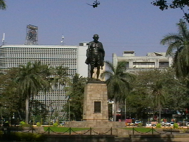 �������� ������� ����� � ����� ������� ����� ������ (����. Mahatma Gandhi Garden)