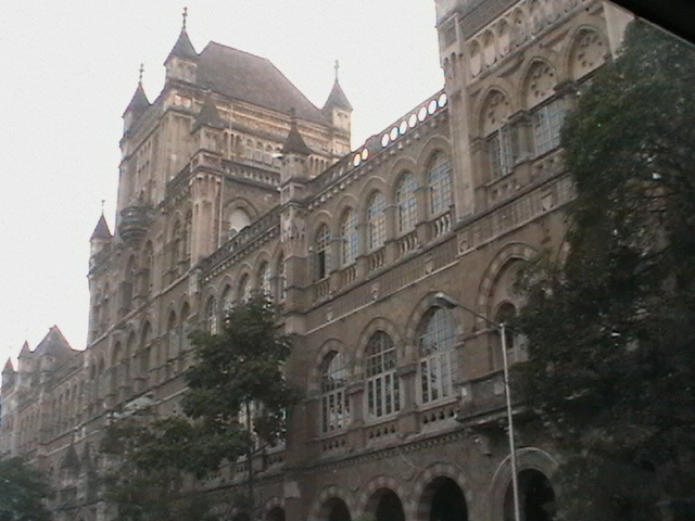�� ������ ������ (Elphinstone College)