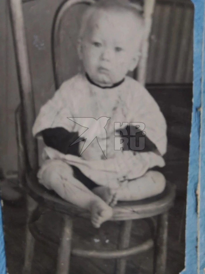 Одна из немногих детских фотографий Ивана. Фото: читатель «КП».