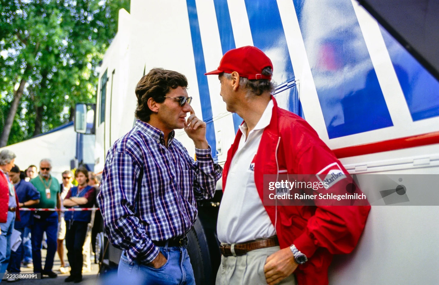 I have no friends or trophies. 17 striking stories of Niki Lauda about racing, accidents, discipline, and success. - Series F1 is the queen of motorsport, My, Formula 1, Competitions, Автоспорт, Internal dialogue, Race, Motivation, James Hunt, Niki Lauda, Ferrari, Extreme, Mercedes, Sport, Psychology, Speed, Athletes, Lewis Hamilton, Alain Prost, Mclaren, 70th, The photo, Longpost