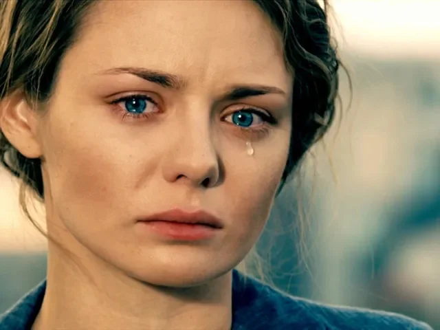 How realistic are blue eyes in movies? - Detective, Special effects, Question, Movies, Eye color without lenses, Biology, Eyes