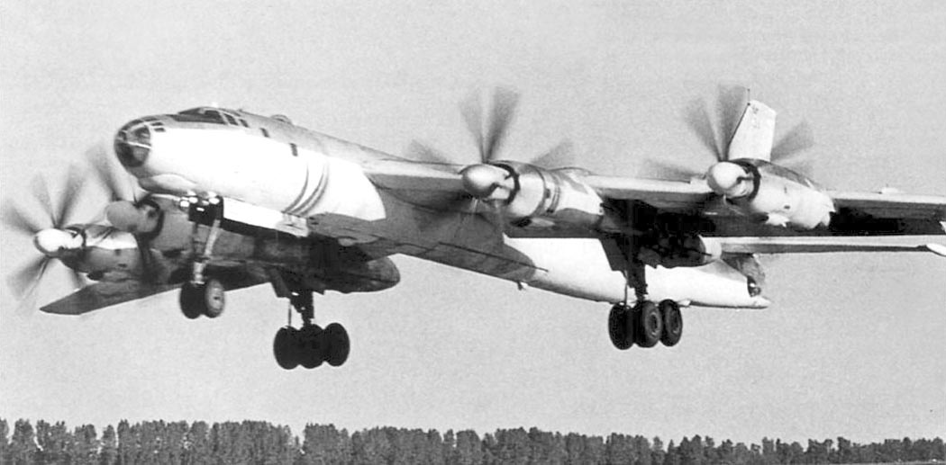 Tu-95LAL: The Soviet Union's Nuclear-Powered Plane That Could Fly for Months, But Became a Threat to Its Crew - Technicians vs Pilots, Military aviation, Aviation, Airplane, Made in USSR, Pilot, Military equipment, Zen, Yandex Zen, Yandex Zen (link), Longpost, Tu-95
