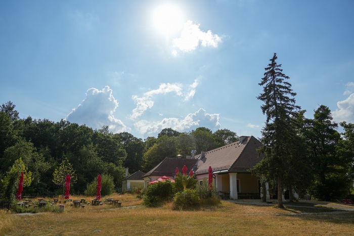 � ��� ��� ������� ������� Rohrhaus