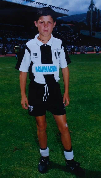 Криштиану Роналду на Мадейре, начало 1990-х.