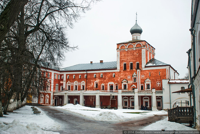 Церковь Рождества Христова Симоновского корпуса.