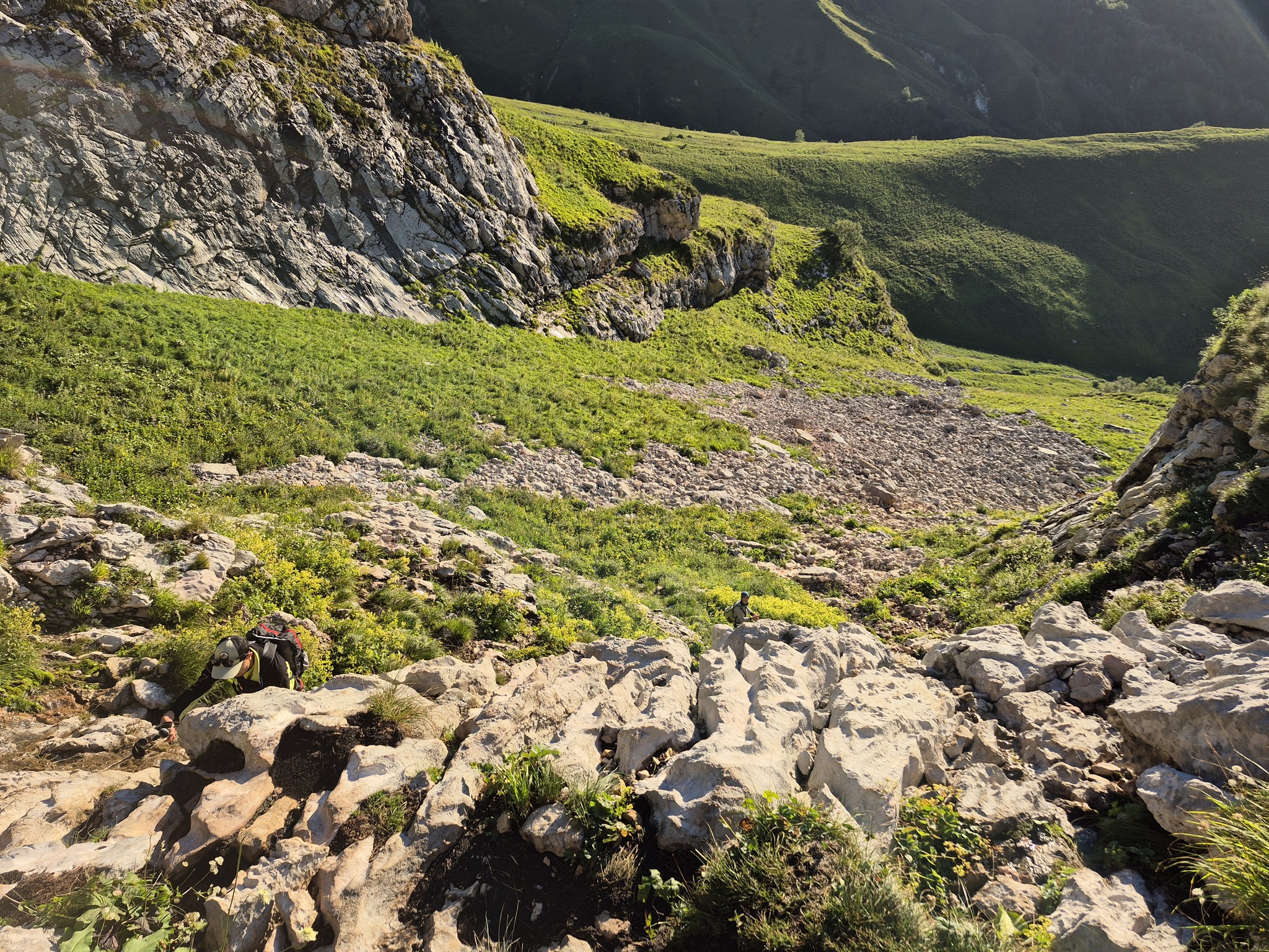 Through the mountains to the Black Sea - My, Hike, Travels, Fisht, Leisure, Mountain tourism, Caucasus, Video, Short videos, Longpost