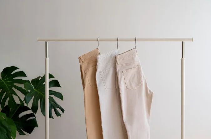 Где купить брендовую одежду дешево: лучшие онлайн-магазины и советы по экономии