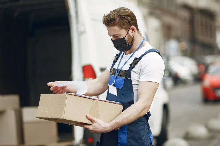 Акции Чёрной пятницы на Авито: как экономить на доставке и покупках