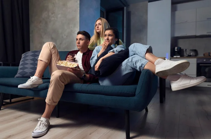 Какая подписка на фильмы самая выгодная для киномана