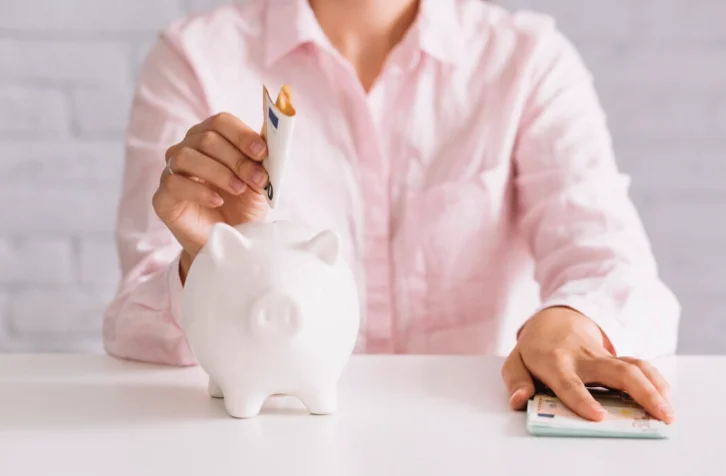 Почему экономить сложно: где “утекают” деньги