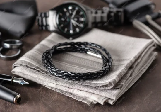 ТОП-50+ идей подарков мужчине на День святого Валентина 2026